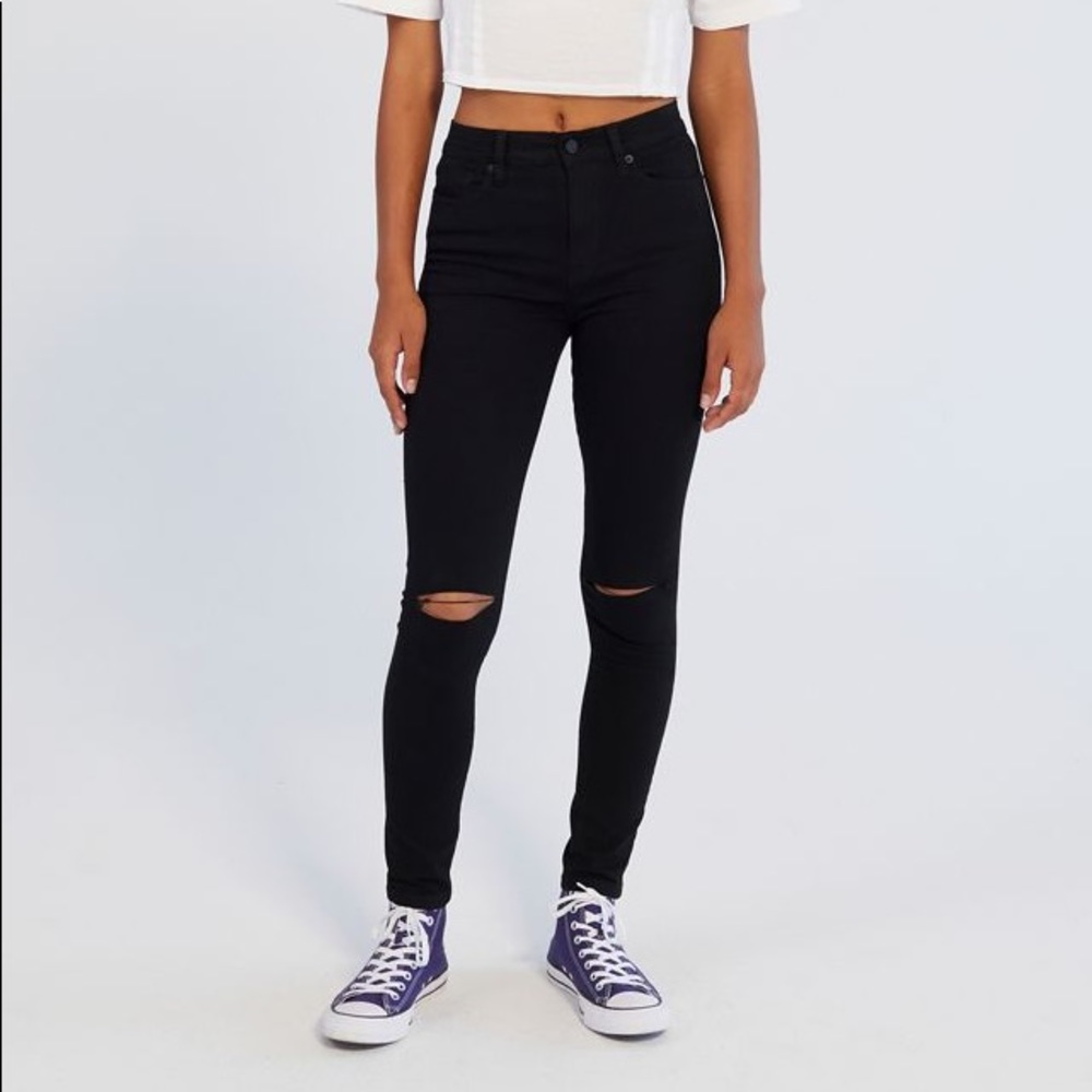 Urban Outfitters BDG Ripped High Waisted Jeans